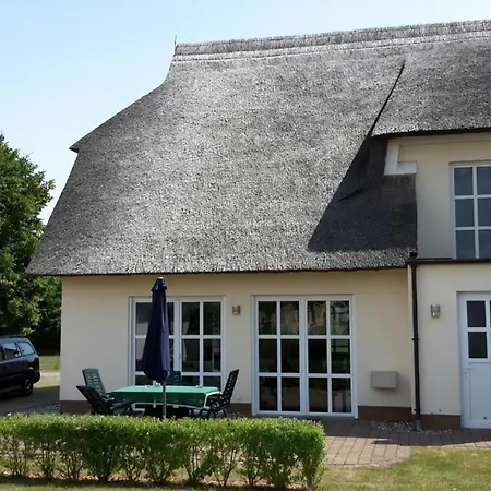 Holiday home In Garz Mit Terrasse Und Grill *